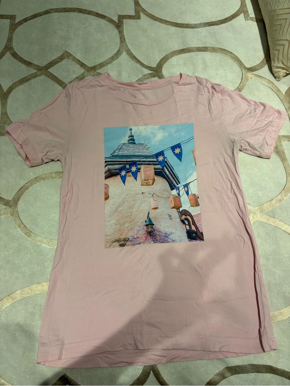 Magic Kingdom Tangled bathrooms printed tee
